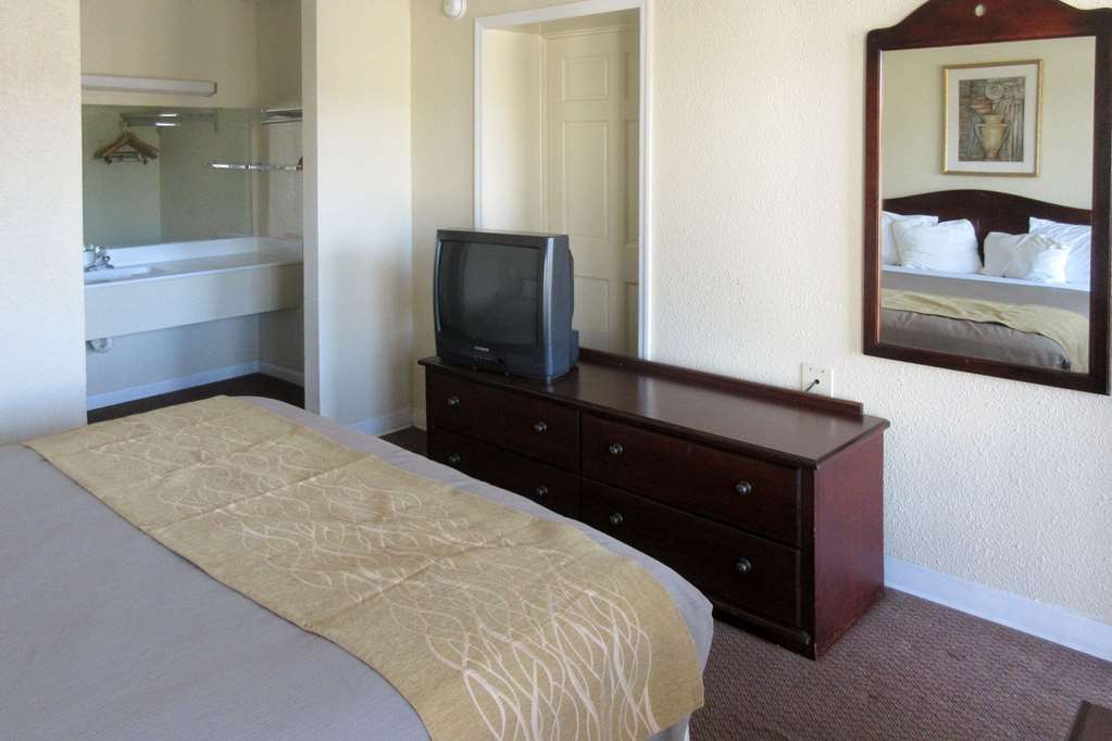 Quality Inn & Suites Pawleys Island Quarto foto